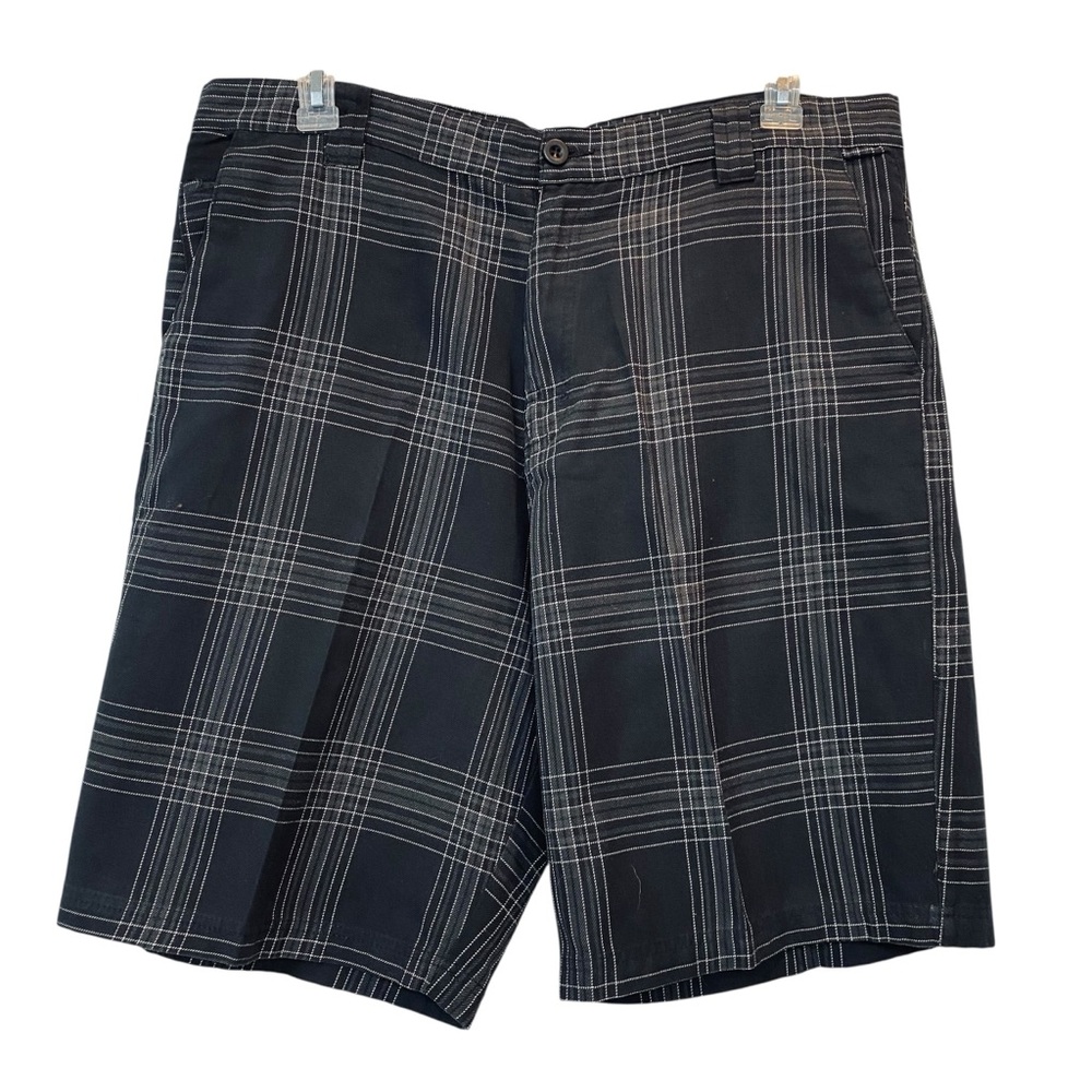 BURNSIDE Men's size 38 Black Plaid Flat Front Shorts